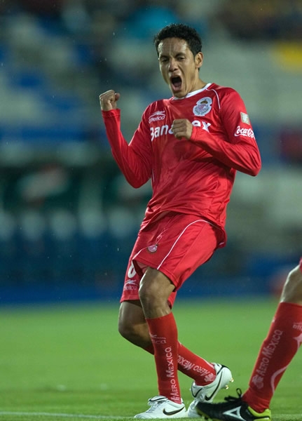 Gran gol del Tripa Pérez