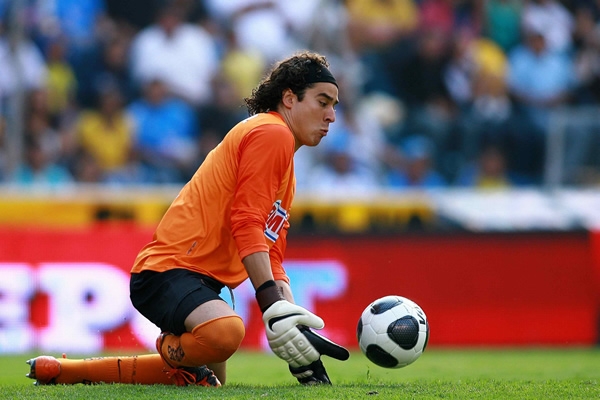 Guillermo Ochoa, portero de América