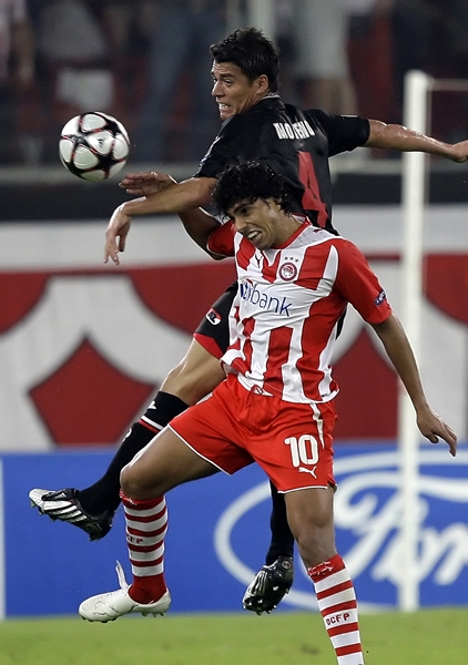 Héctor Moreno entró en acción con buena concentración.