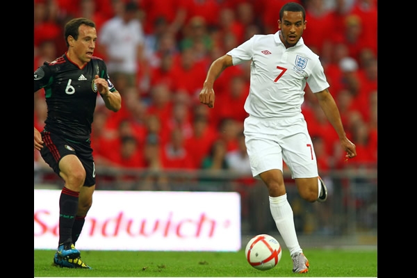 heo Walcott, llevándose la marca de Torrado