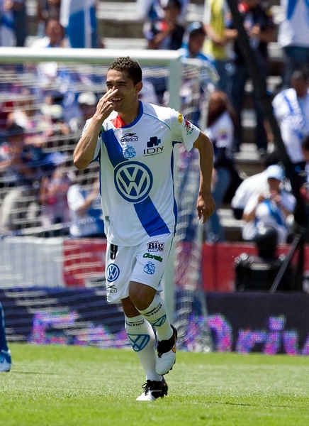 Hérculez Gómez abrió el marcador en el Cuauhtémoc.