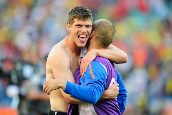 Huntelaar festeja el triunfo