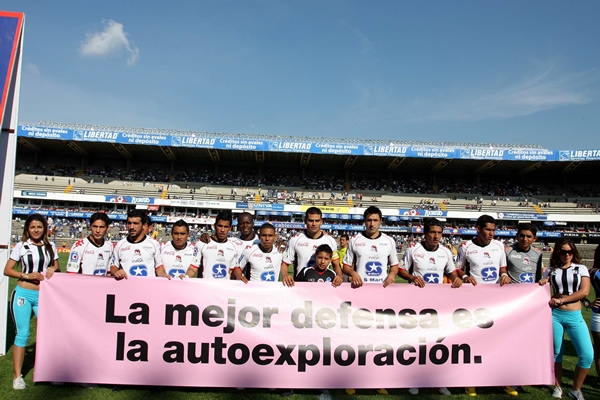 Indios es retratado antes del inicio del partido