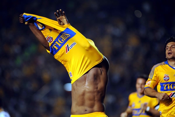 Itamar había fallado oportunidades clarísimas pero se reivindicó