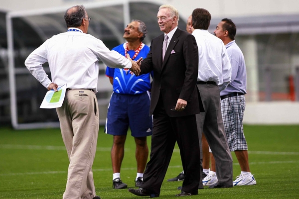 Jerry Jones