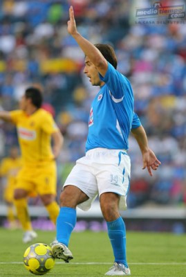 Joaquín Beltrán fue amonestado al 33';.