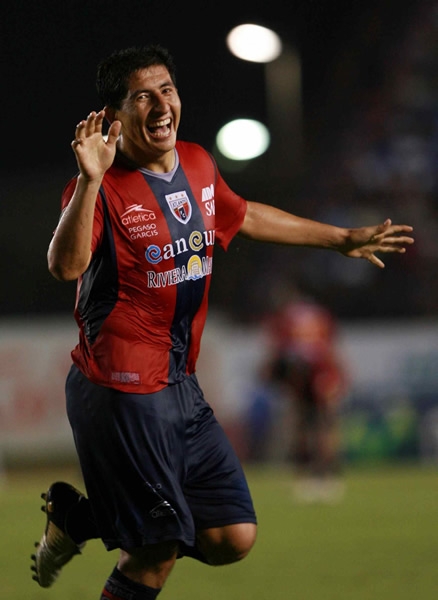 Johan Fano anotó al 39