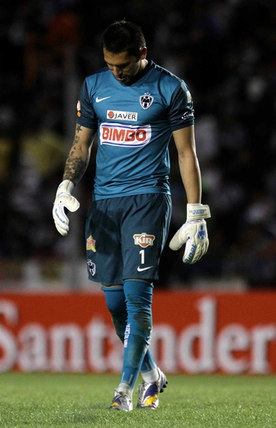 Jonathan Orozco no pudo hacer nada para evitar el del empate.
