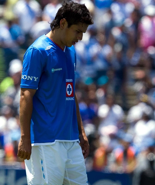 Julio César Domínguez se fue con el semblante agachado.
