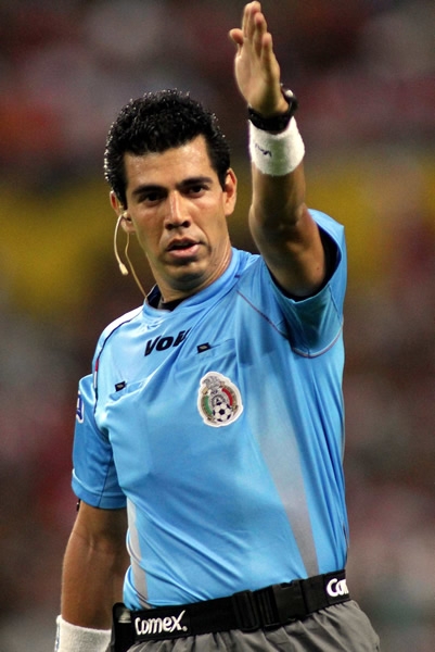Julio Escobar fue el árbitro del encuentro
