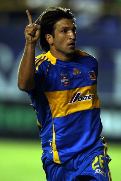 Kikín Fonseca marcó el 0-2