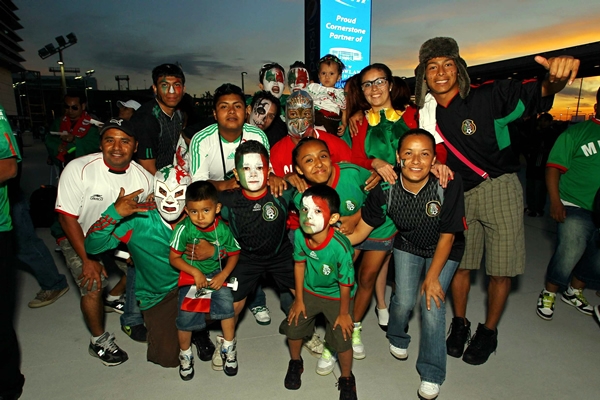 La banda mexicana en los Estados Unidos siempre al pie del cañón.