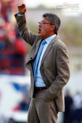 La crisis se ha llevado a Chucho, que ya no sabe que hacer con el equipo.