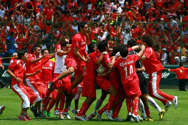 La felicidad explotó cuando Talavera paró el último penal.