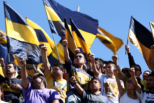 La fiel afición; en las buenas, en las malas y en las peores.