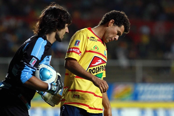 La figura y el villano del partido