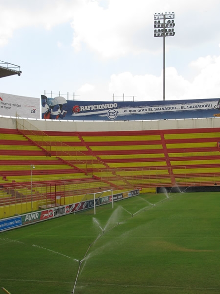 La humedad será benéfica para el rival.