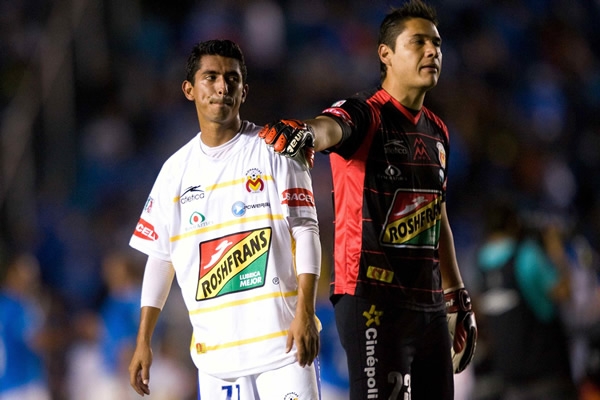 La impotencia se reflejó en el rostro de los Monarcas