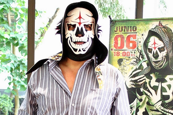 La Parka busca conservar su nombre.