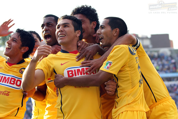 La tarde en el Azul se pintó de amarillo.