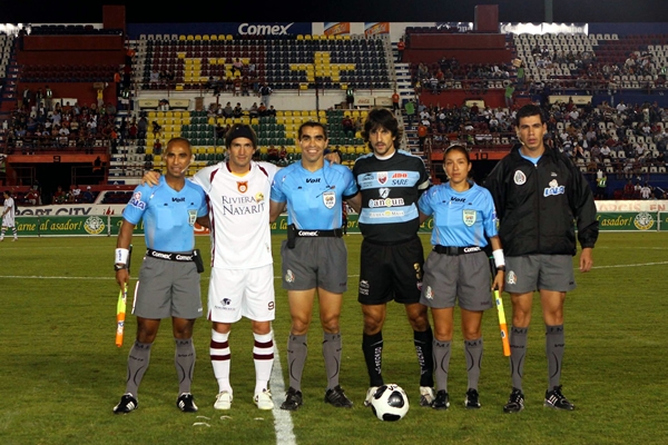 La última foto de los capitanes para Bruno.