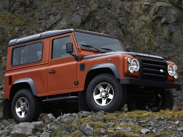 Land Rover Defender Hielo y Fuego 2