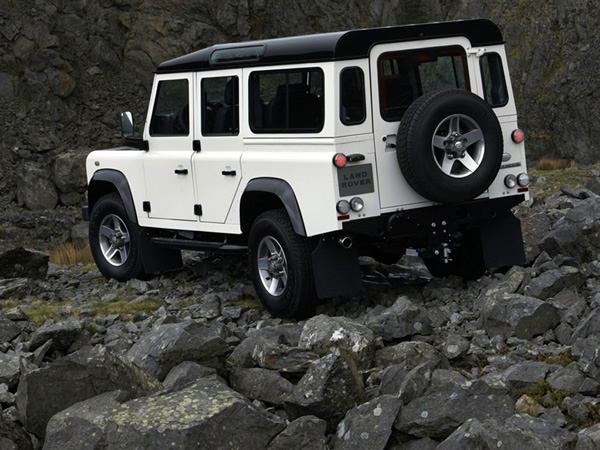 Land Rover Defender Hielo y Fuego 6