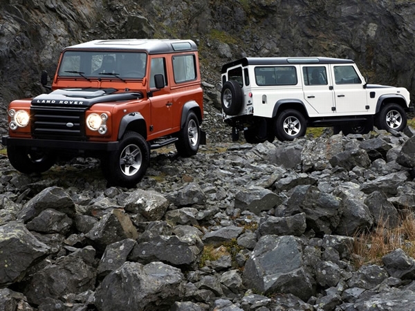 Land Rover Defender Hielo y Fuego