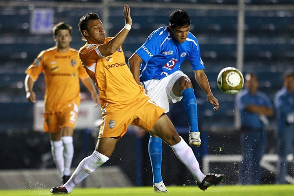 Landín nada pudo hacer en la delantera.