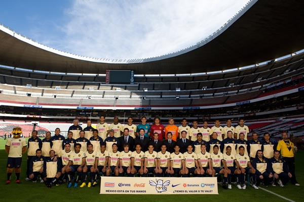 Las Águilas posaron para las cámaras