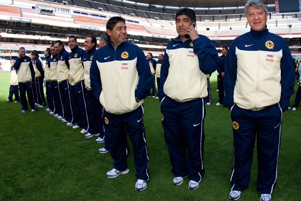 Las Águilas posaron para las cámaras