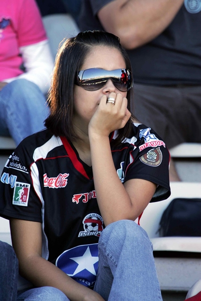 Las dudas continúan en la tribuna.