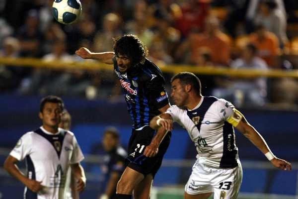 Las pocas oportunidades del Gallo no hicieron daño.