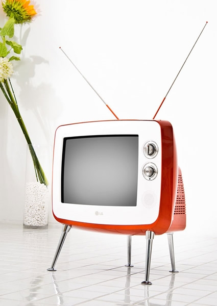 LG Serie 1 Retro Classic TV 4