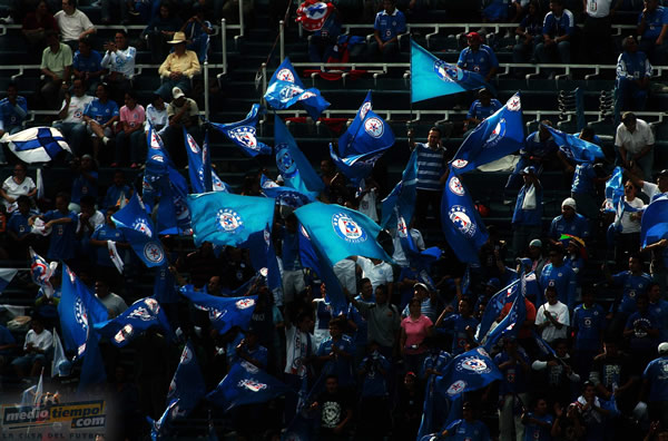 Los aficionados de la Máquina esperaban un rayo de luz en una tarde complicada.