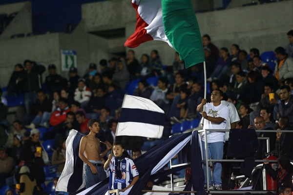 Los aficionados siempre estuvieron apoyando