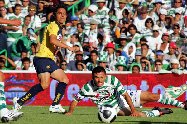 Los defensores de La Laguna no pudieron hacer nada.