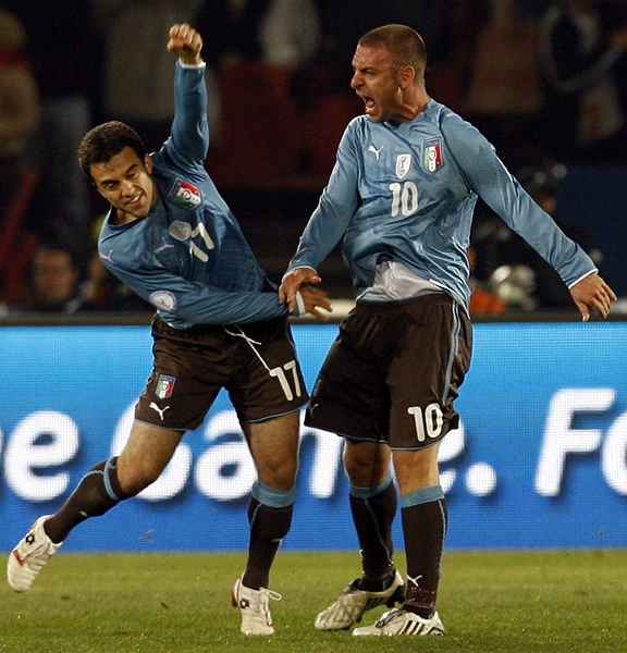 Los dos Rossi festejaron con júbilo.