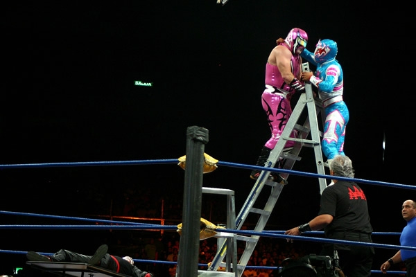 Los minis se enfrentaron en una lucha extrema