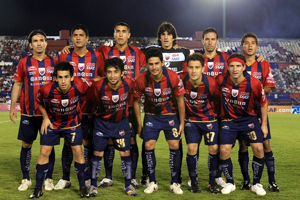 Los once Potros que saltaron al terreno de juego.