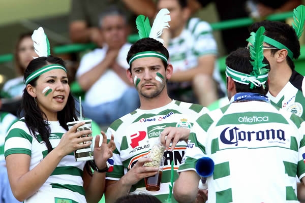 Los seguidores de los Guerreres llenaron las tribunas
