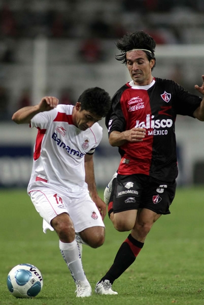 Los Zorros lucharon por detener los avances de los Diablos