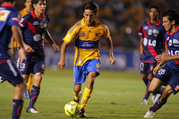 Lucas Lobos