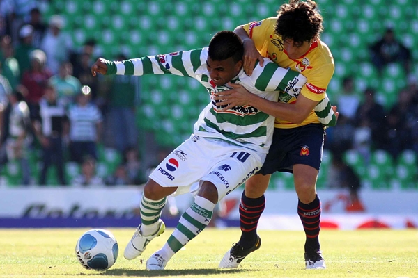 Ludueña parecía traer una soga en el cuello.