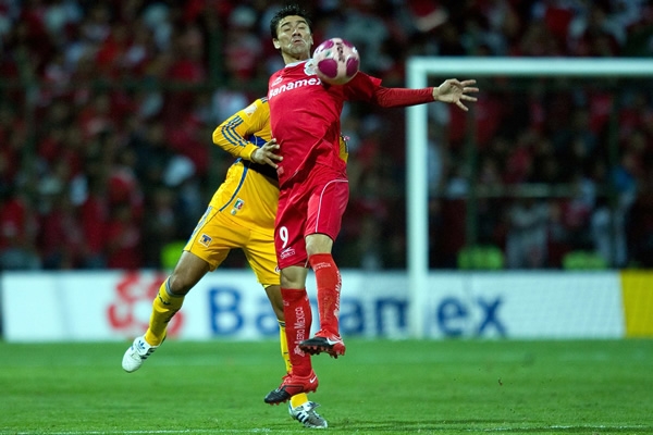 Mancilla, hombre gol del Toluca