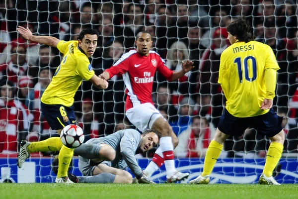 Manuel Almunia sí que fue un héroe del Arsenal.