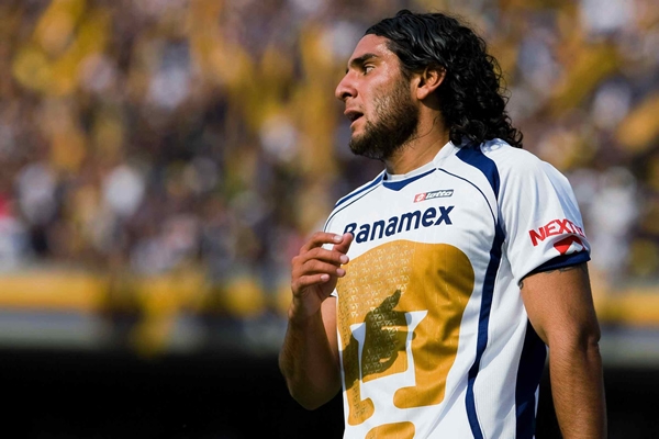 Matín Bravo se lamenta tras fallar una oportunidad