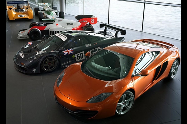 McLaren MP4-12C 4