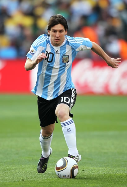 Messi dio un gran primer tiempo