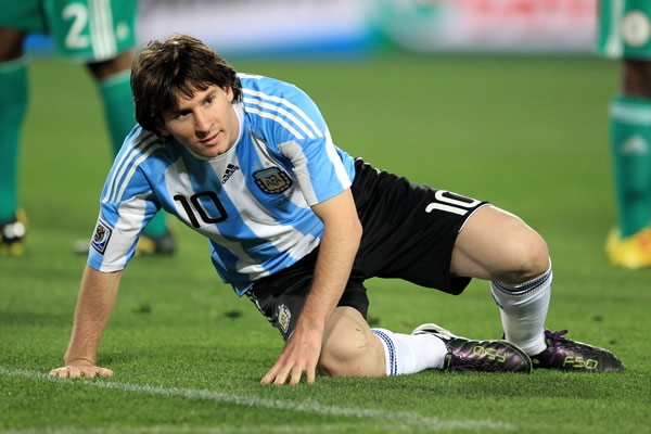 Messi visitó varias veces el césped